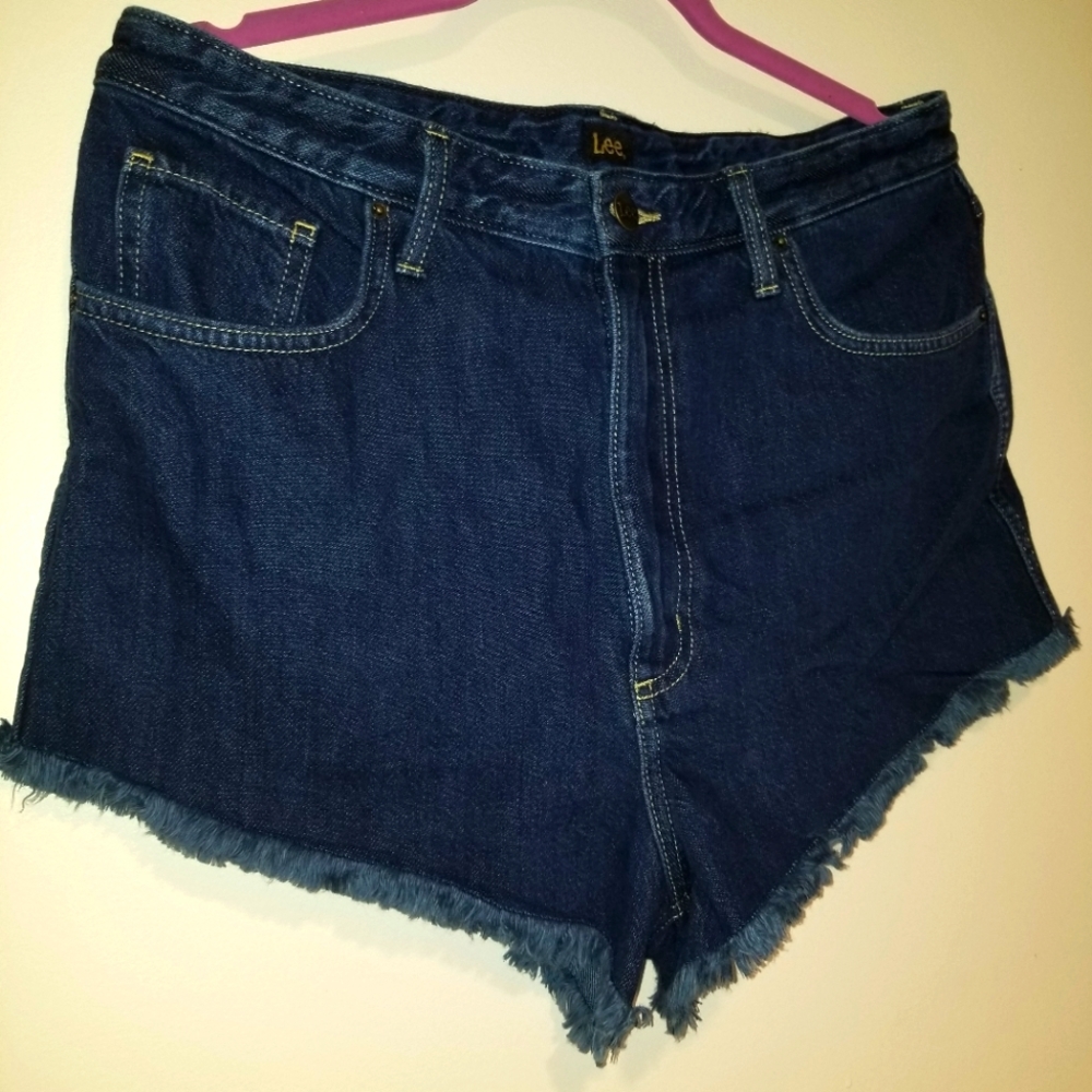Lee Vintage Style High Waisted shorts